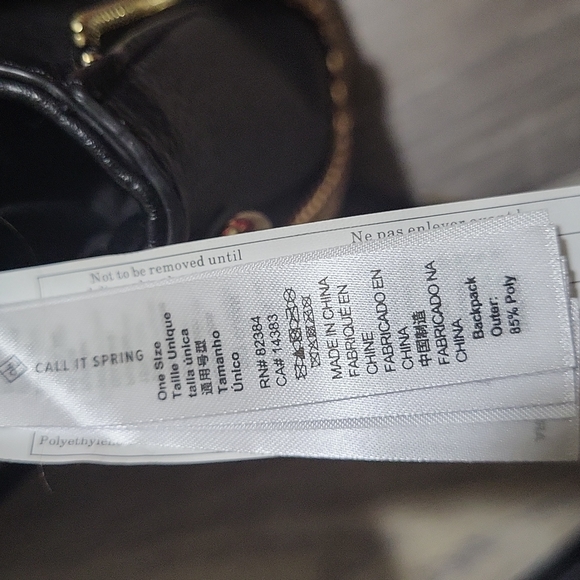 EUC Call Ot Spring women's black backpack, shoulder/crossbody bag, gold chain - Picture 5 of 6